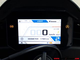 APRILIA TUONO V4 1100 FACTORY