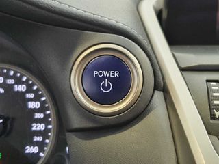 Lexus NX 300H PREMIUM 2WD