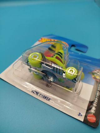 Hot Wheels Cone Shaker Treasure Hunt