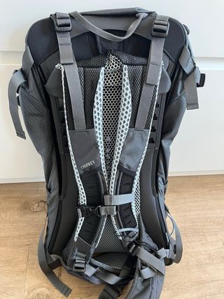 Mochila Osprey Stratos 34 Gris