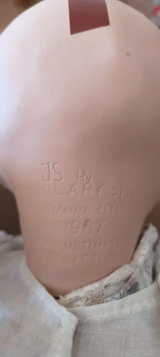 Muñeca Porcelana Colección Hilary-Dianna Effner