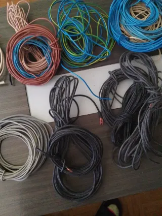 Lotes de cables eléctricos varios