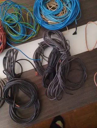 Lotes de cables eléctricos varios
