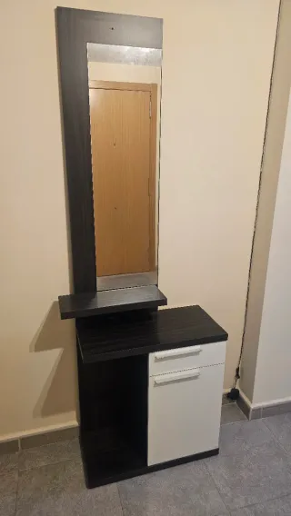 Recibidor moderno madera y cristal