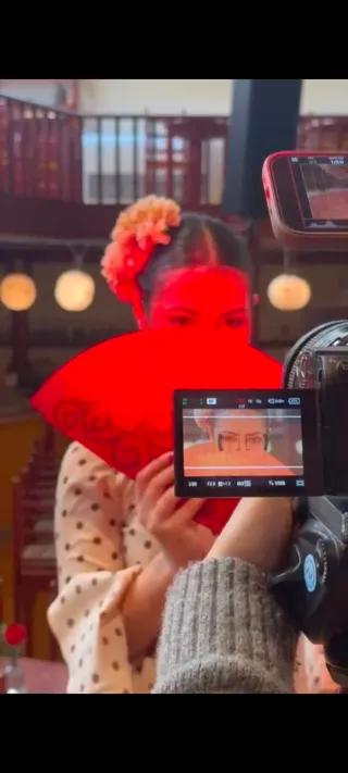 Vestido de flamenca beige y marrón