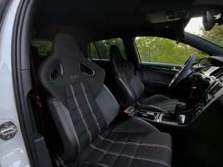 Volkswagen Golf GTI Clubsport Recaro