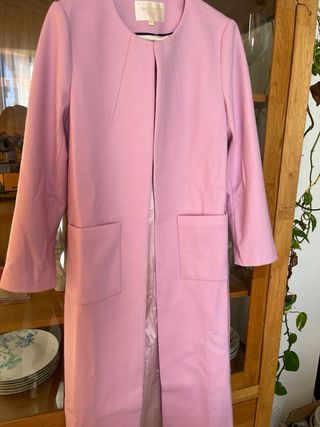 Abrigo largo lana lavanda elegante