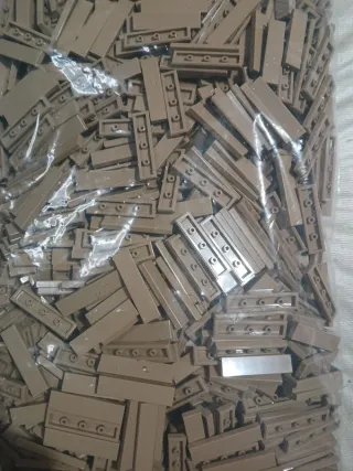 Lego 1x4 Dark Tan Tiles - 50 Unidades