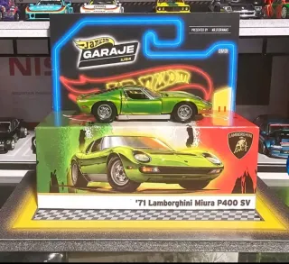 Hot Wheels Lamborghini Miura P400 SV