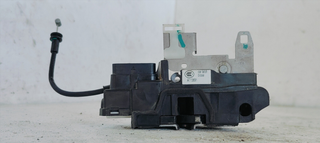 CERRADURA PUERTA TRASERA IZQUIERDA VOLVO S90 LIM.