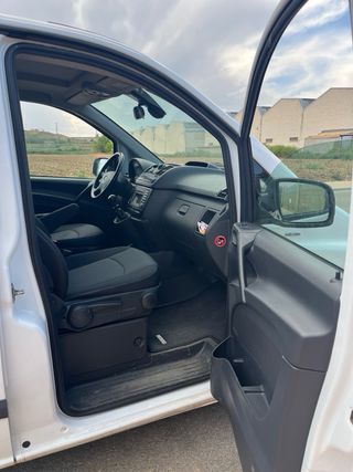 Mercedes-Benz Vito 2011