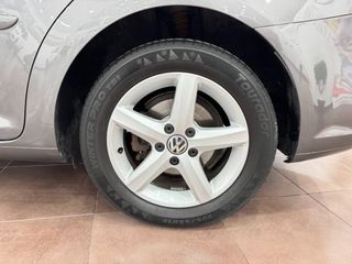 VOLKSWAGEN Touran 1.4 TSI 140cv DSG Sport