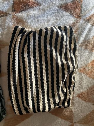 Conjunto de top y shorts a rayas