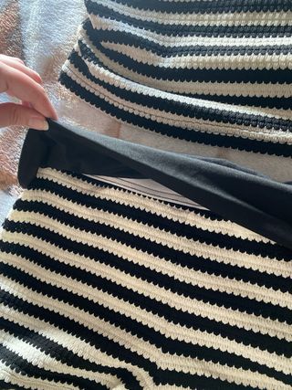 Conjunto de top y shorts a rayas