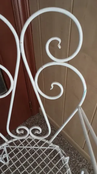 Silla antigua forja vintage Pintada blanca