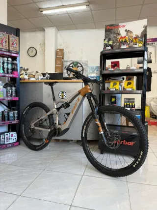 BH ILYNX+ SL 9.4 EBIKE Montaña