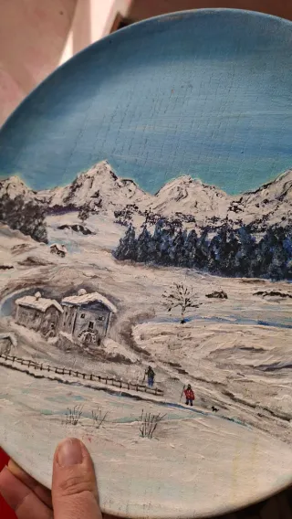Piatto decorativo dipinto a mano