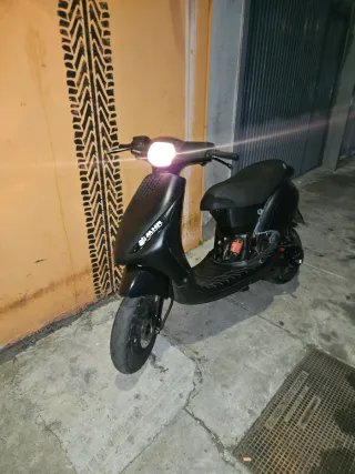 Piaggio zip