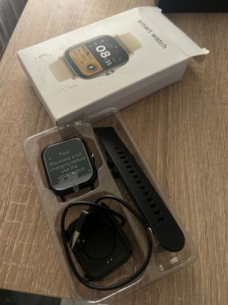 Reloj Inteligente Smartwatch Negro y Dorado