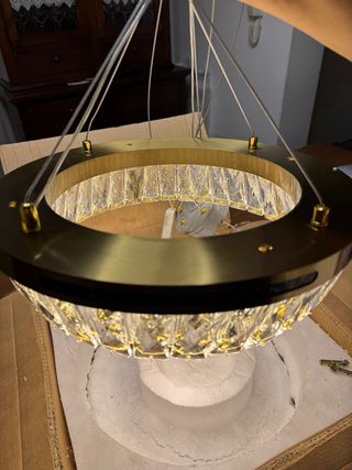 Lampadario Assemblato A Mano in Acciaioe Cristallo