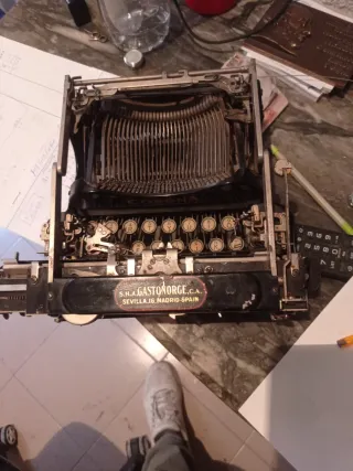 Máquina de escribir Corona antigua