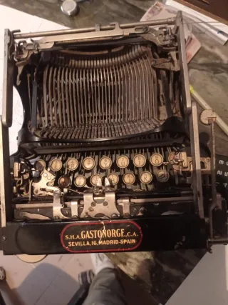 Máquina de escribir Corona antigua
