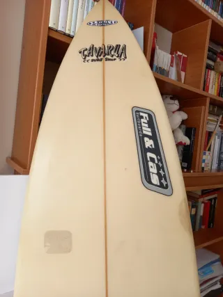 Tabla de surf 6'2 shortboard con quillas