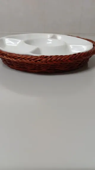 Entremesera cerámica y mimbre