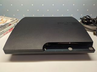 PS3 120gb CECH-2004A + Cables + Juegos + Mando