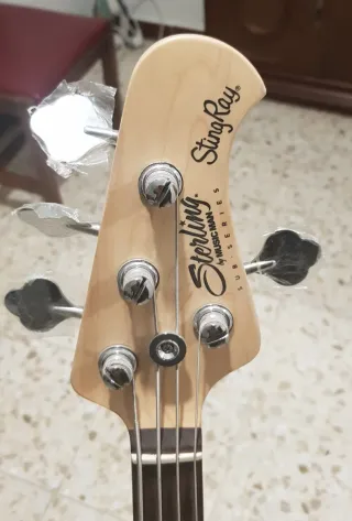 Sterling by Music Man Sting Ray 4 HH