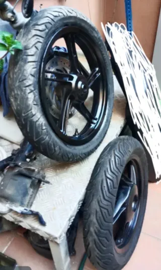 Honda PCX 125cc 4T: 2 Ruedas