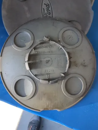 Tapacubos Ford Puma MK1