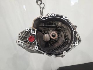 2013 OPEL CORSA 5 Speed Manual  Gearbox A13222059AT7C419 119,886 Kilómetros