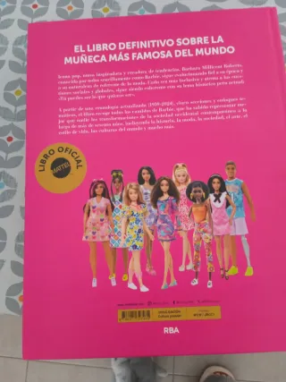 Libro Barbie: Celebración de un Ícono