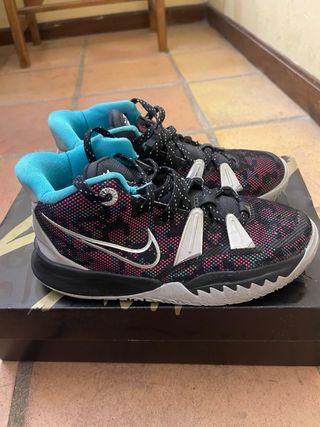 Zapatillas Nike Kyrie 7 Multicolor talla 36