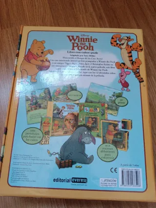 Winnie the Pooh. Libro de cartón con cubos-puzl...