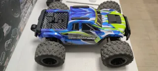 Coche rc MJX + Cargador skyrc s65
