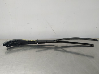BRAZO LIMPIA DELANTERO DERECHO TOYOTA YARIS CROSS