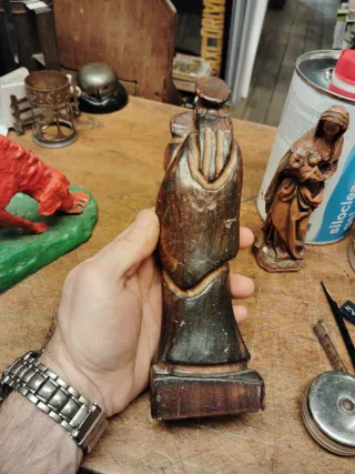 Virgen con Niño Madera Olivo Tallada