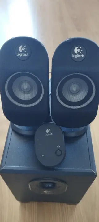 Altavoces Logitech X-210 Negro