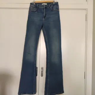 Vaqueros Bootcut ZARA Talla 40