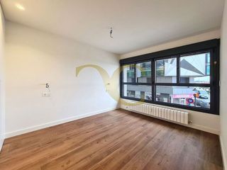 Piso en venta en La Arena en Gijón