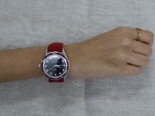 Reloj DBS Cuarzo Negro y Rojo Deportivo