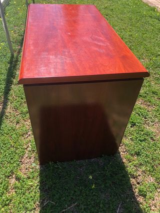 Mesa de escritorio de madera