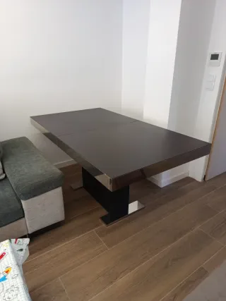 Mesa de comedor moderna porcelanico y acero inox