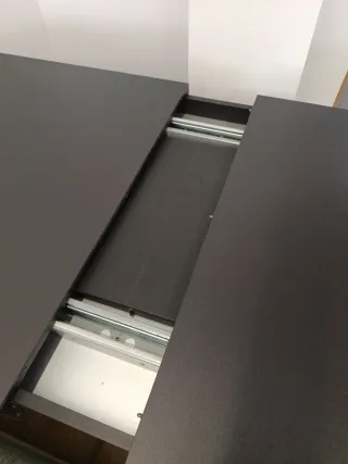 Mesa de comedor moderna porcelanico y acero inox