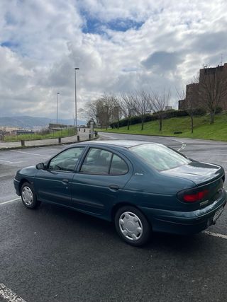 Renault Megane Alizé 1.6e Classic de 1998