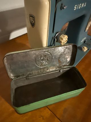 Máquina de coser antigua Sigma