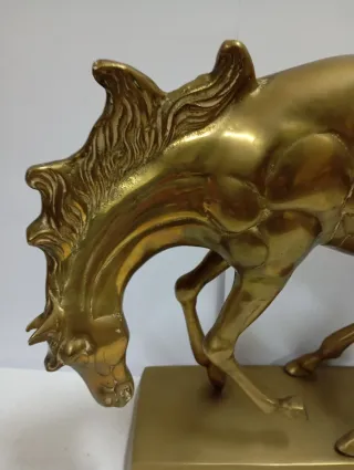 Caballo de Bronce Vintage
