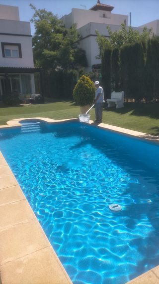 Jardinería, piscinas y trabajos en madera